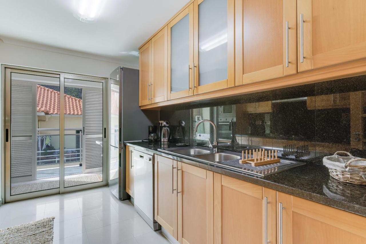 Sunny Beach Machico Apartment By Hr Madeira Esterno foto