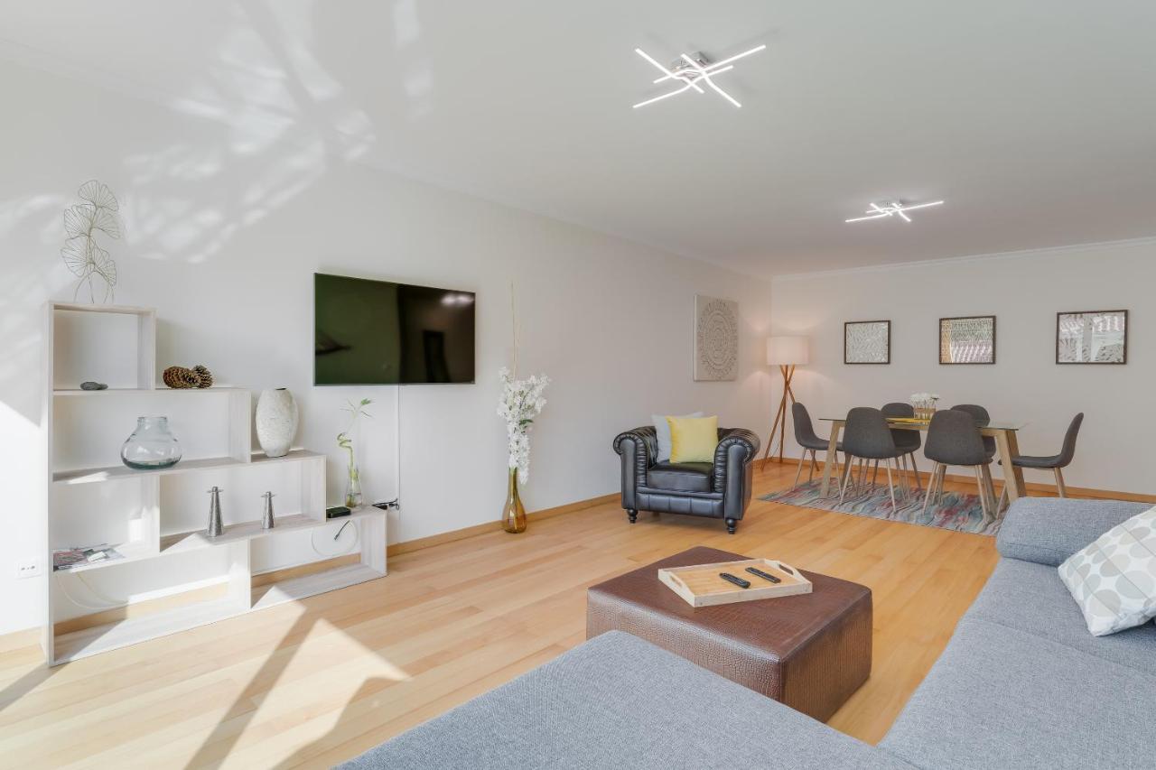 Sunny Beach Machico Apartment By Hr Madeira Esterno foto